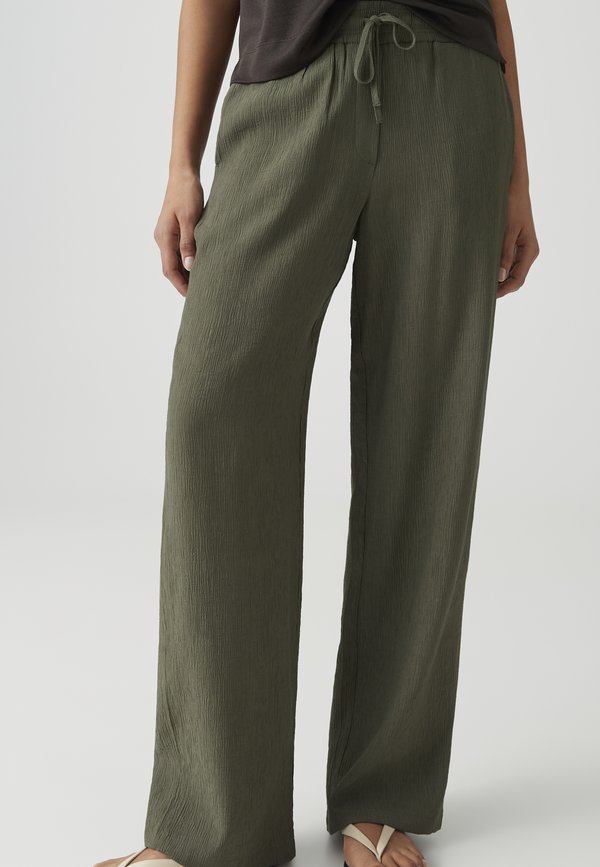 OPUS HIGH RISE LONG WIDE FIT CRINKLE
