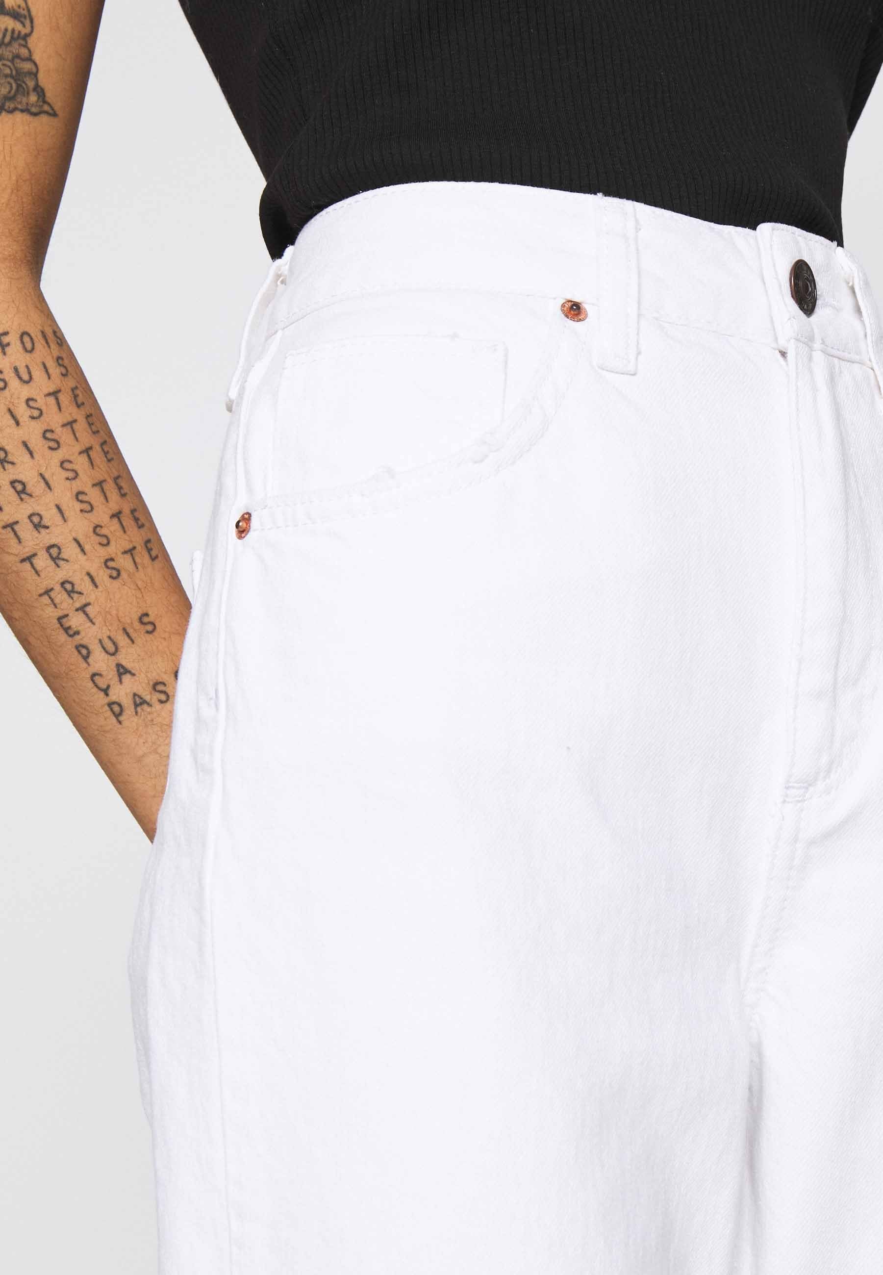 BDG Urban Outfitters MOM