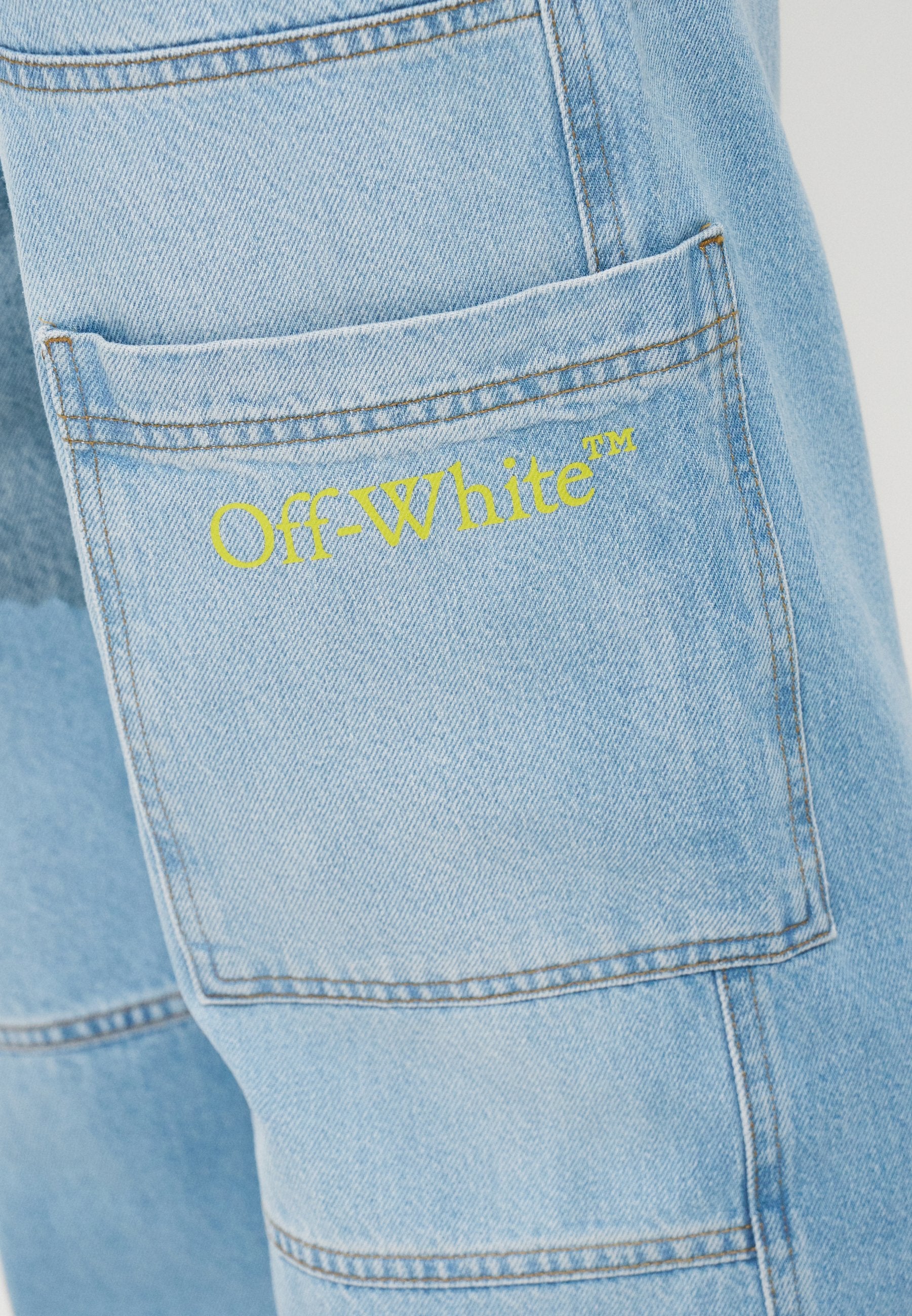 OFF-WHITE