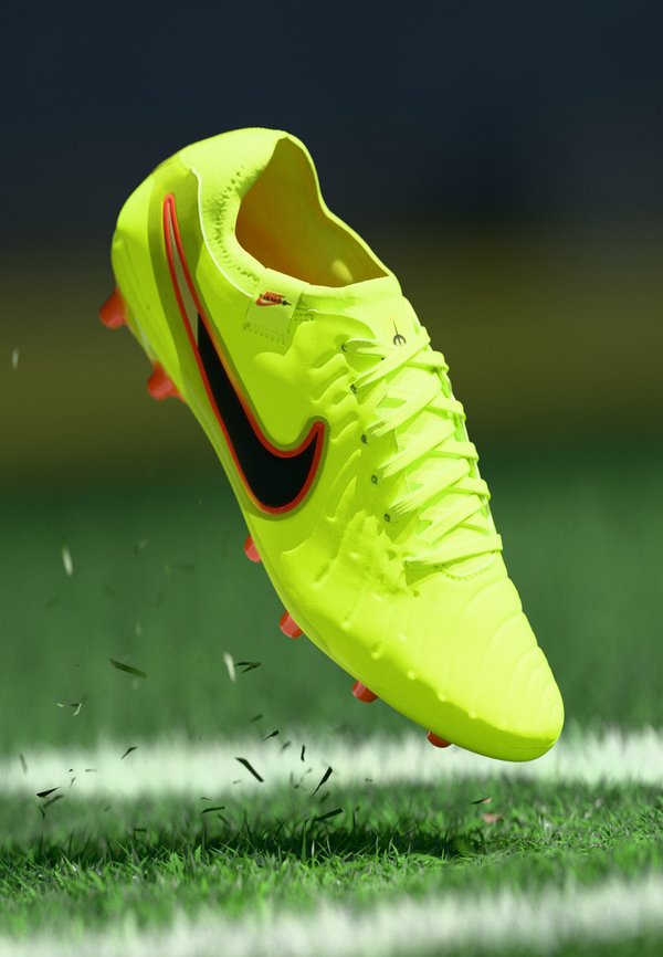 Nike Performance LEGEND 10 PRO AG - Football boots artificial grass - volt/black