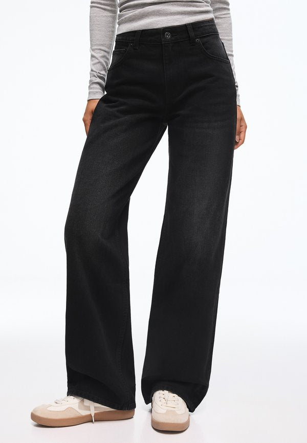 Bershka STRAIGHT WIDE HIGH WAIST- JEANS - Baggy Jeans - black