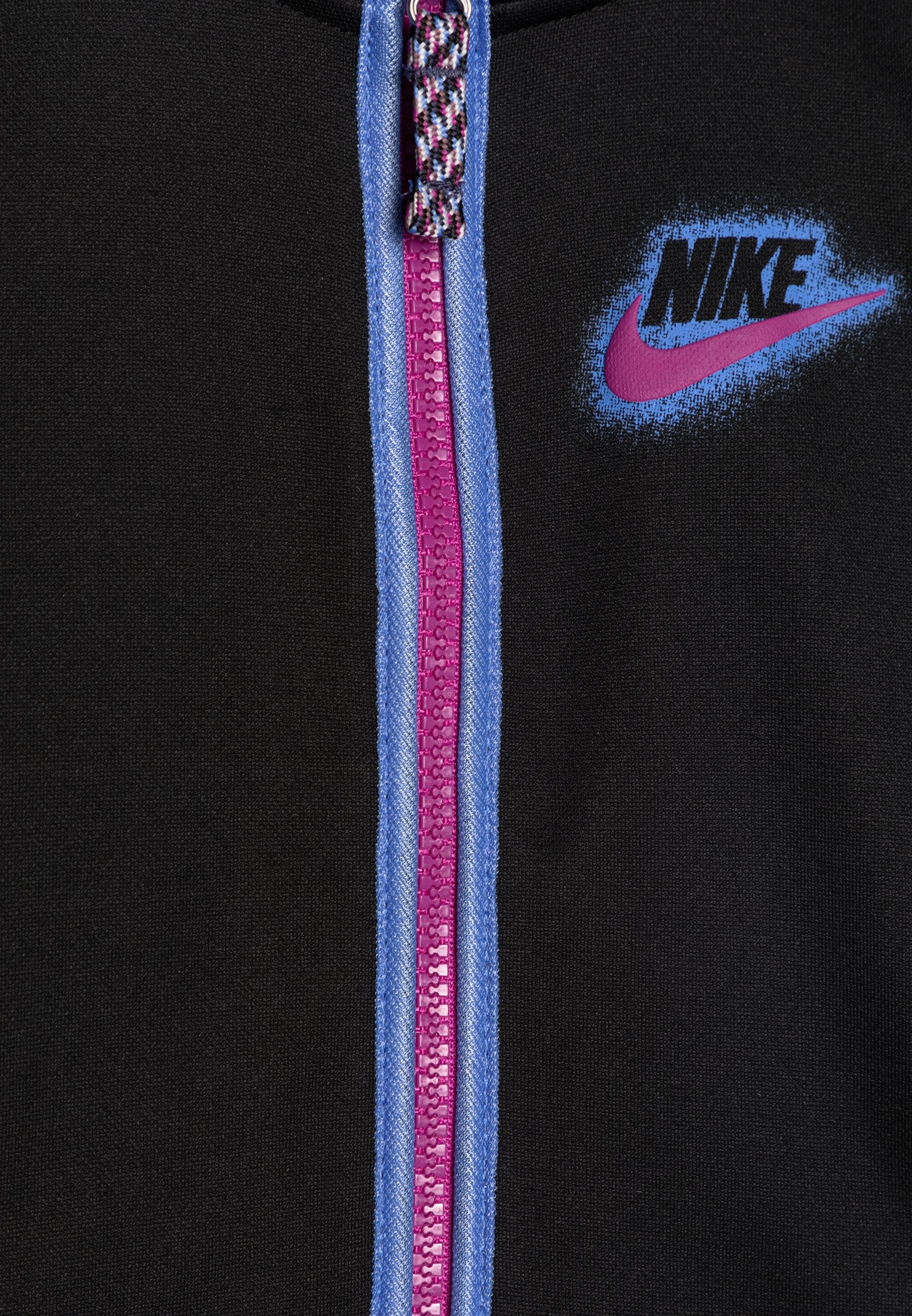 Nike Sportswear POWDER PLAY PROPUS SET