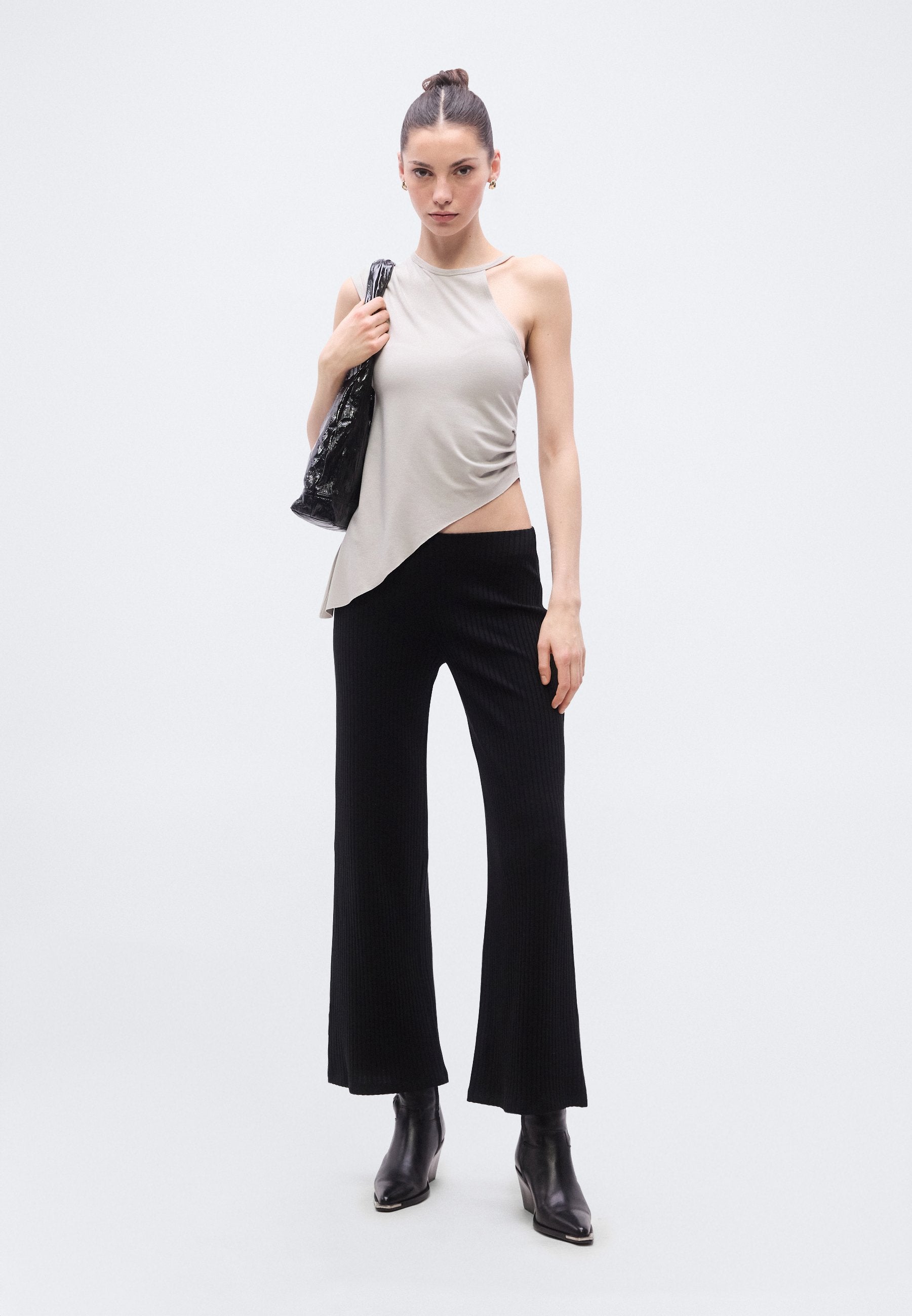Gina Tricot TROUSERS
