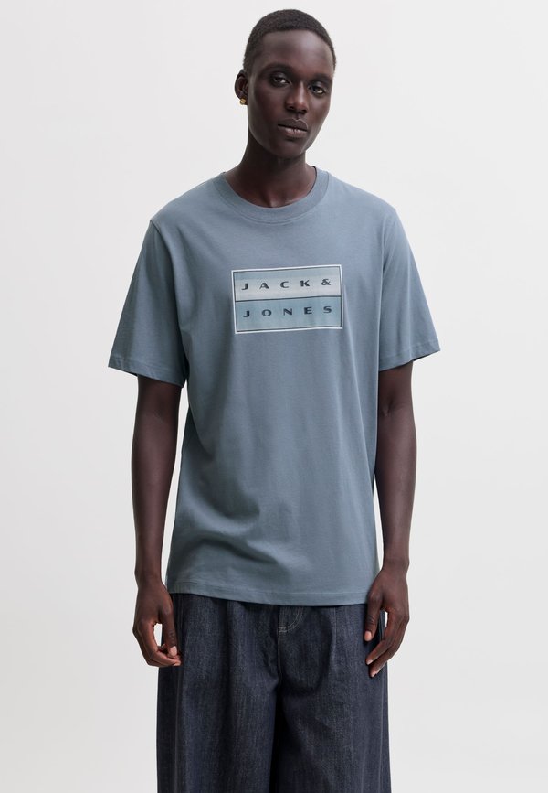 Jack & Jones JCOFUSION BOX PRINT TEE SS CN SN - Print T-shirt - blue mirage