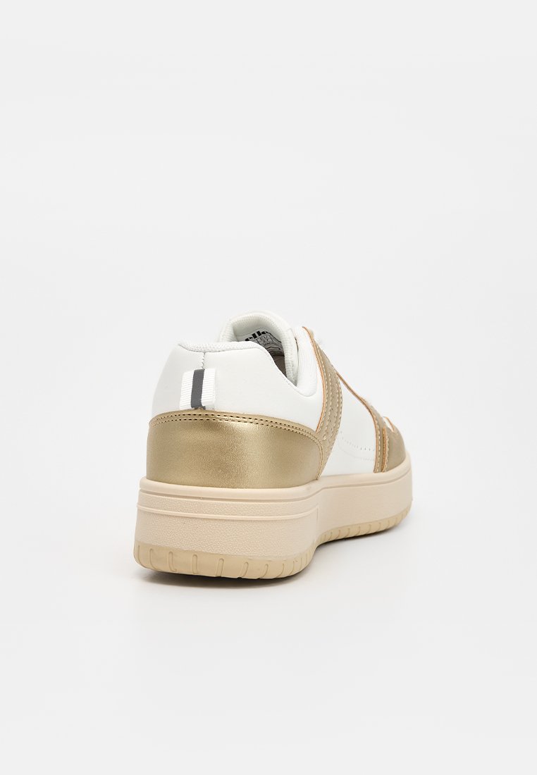 Ellesse DELTA