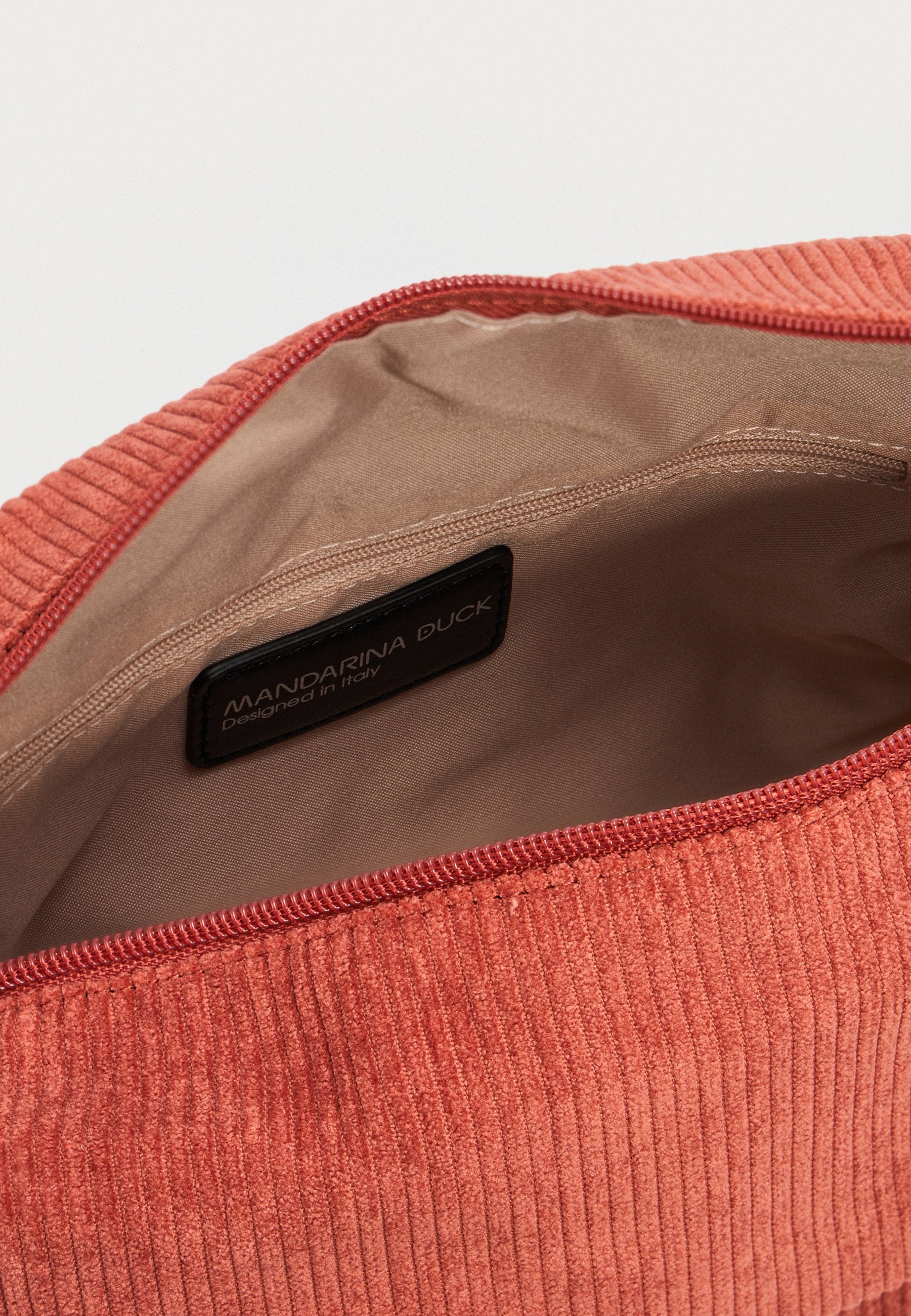 Mandarina Duck