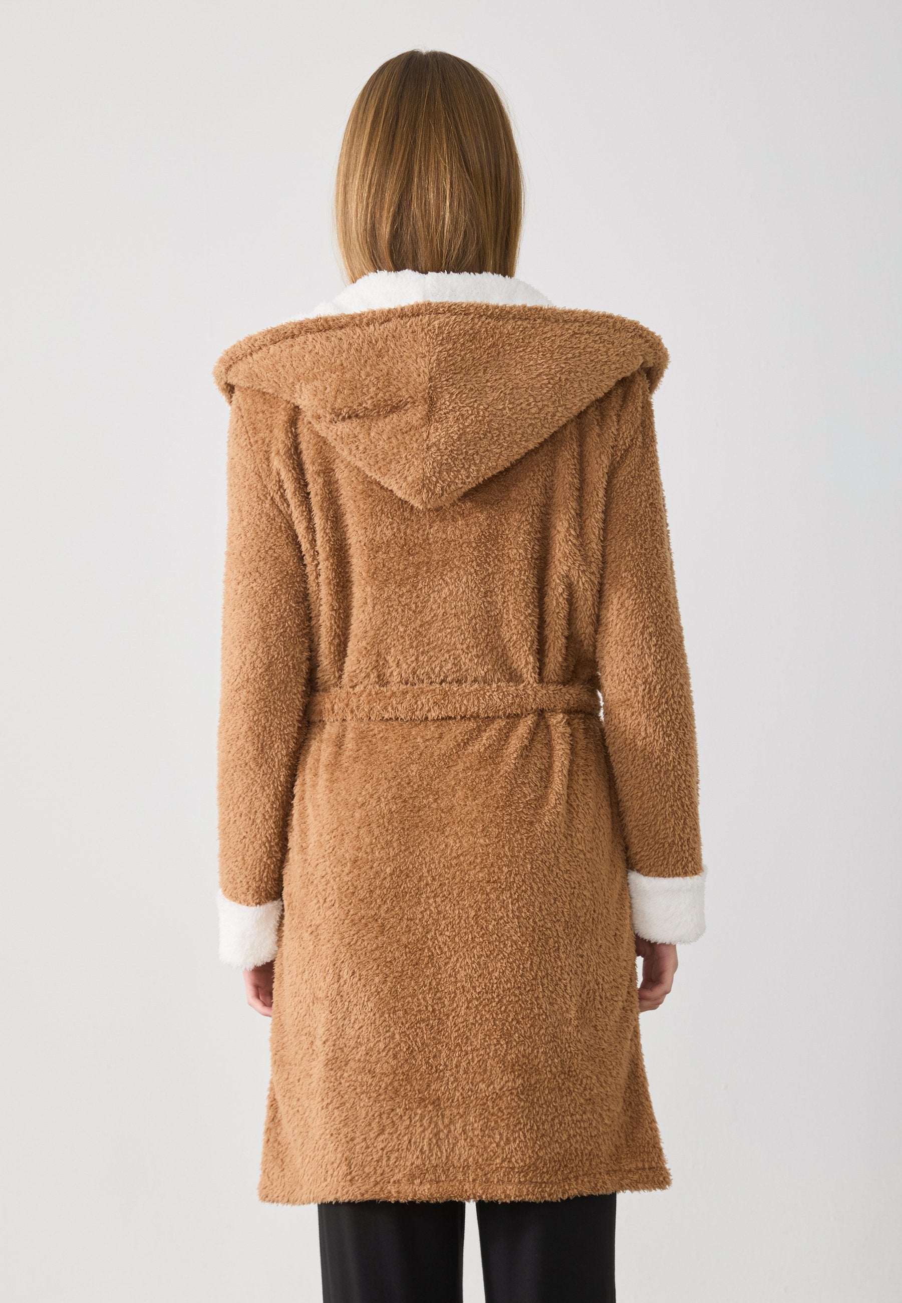 Anna Field FLUFFY HOODED BATHROBE