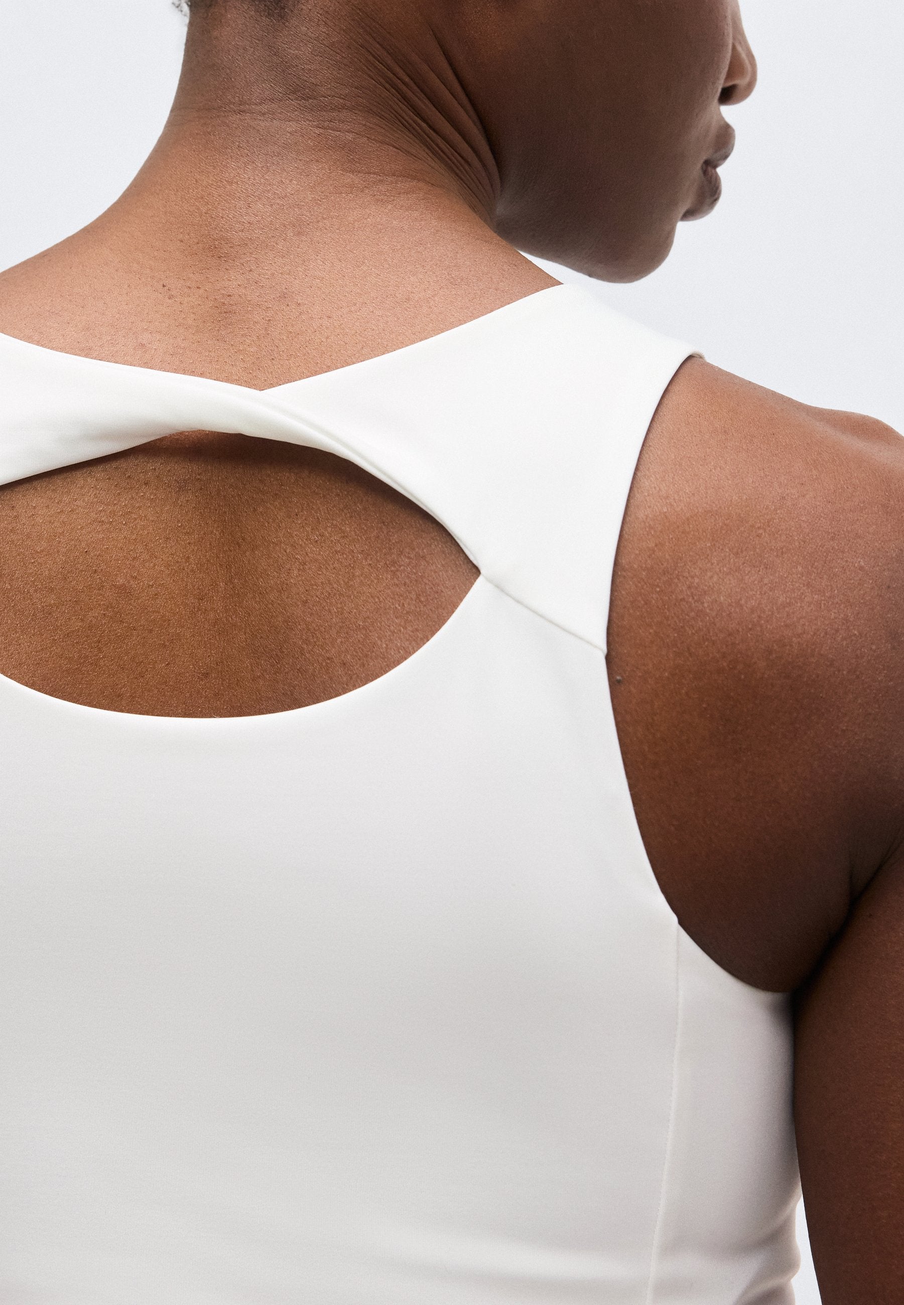Puma SUNDAY BLISS TRAINING TWIST TANK