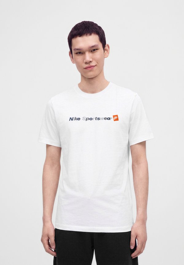 Nike Sportswear TEE - Print T-shirt - white