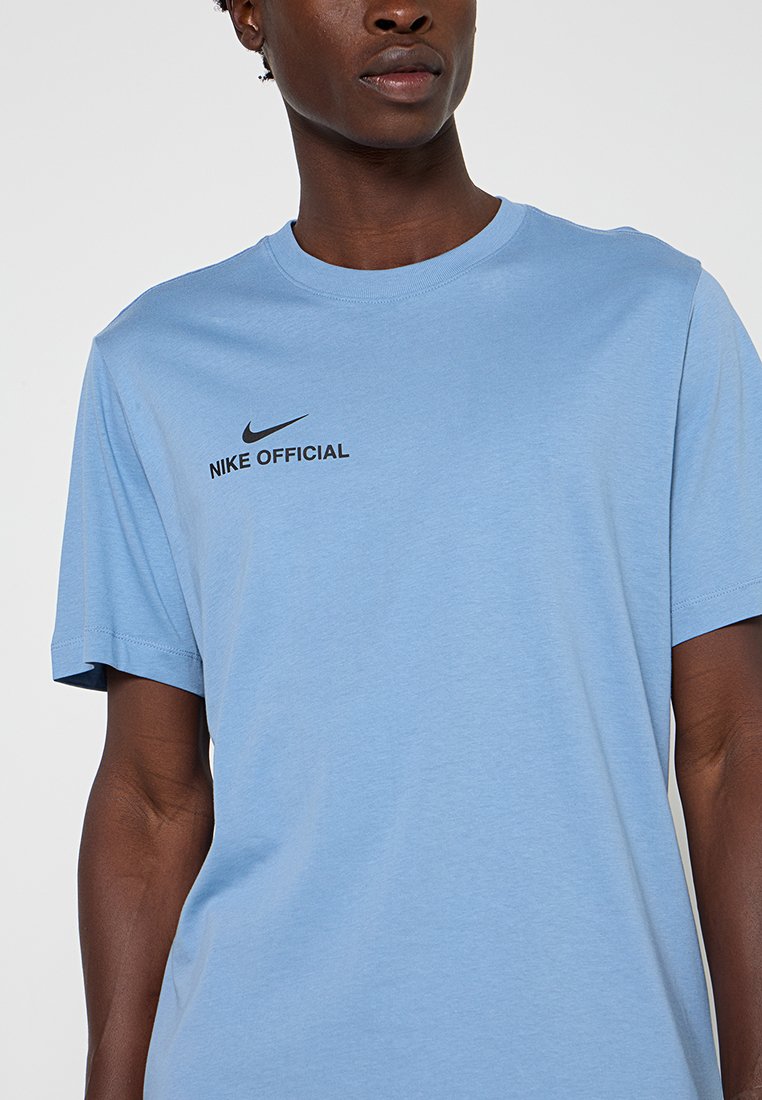 Nike Sportswear