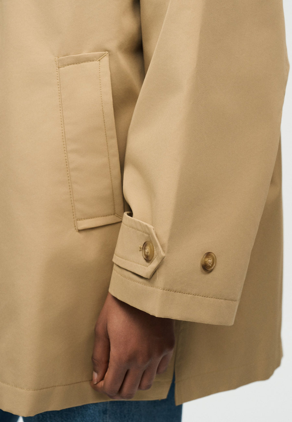 GAP CONTRAST