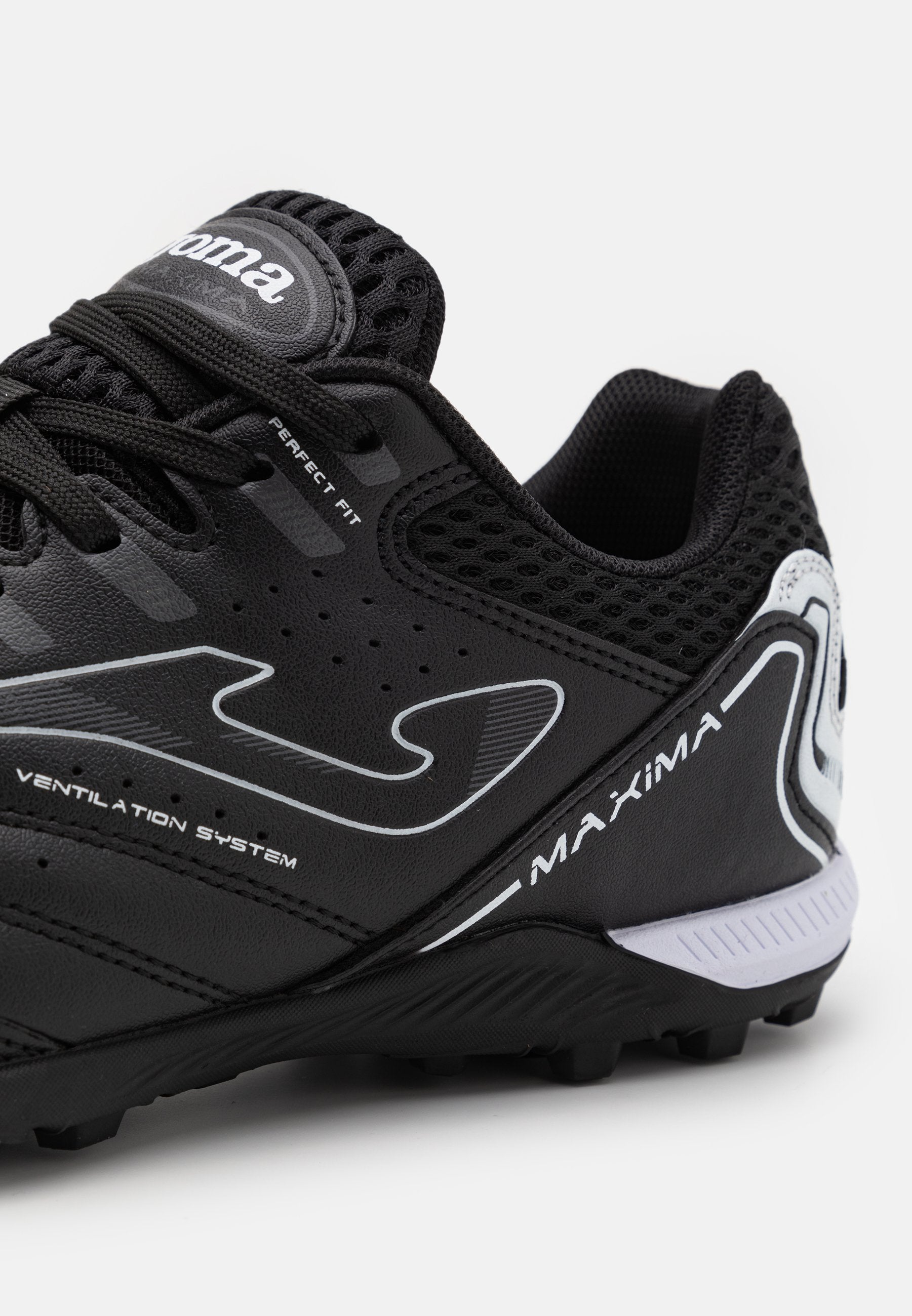 Joma MAXIMA
