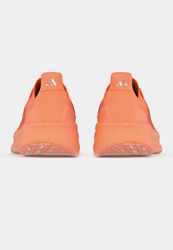 adidas Performance ULTRABOOST 5 W