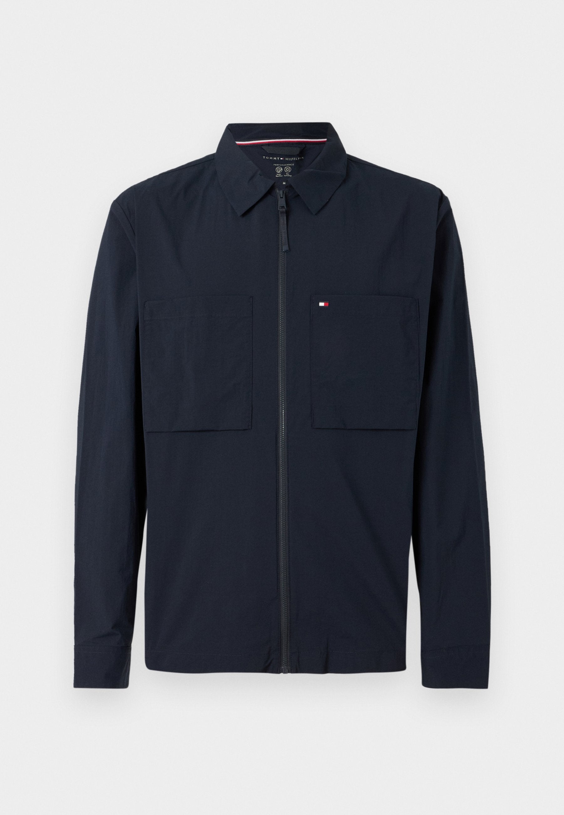 TECH OVERSHIRT Media 1