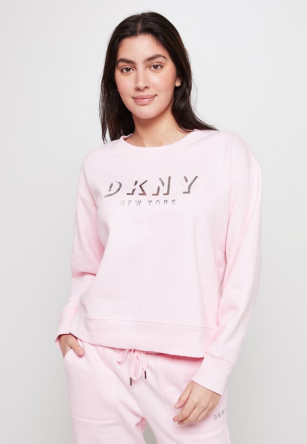 DKNY Sport