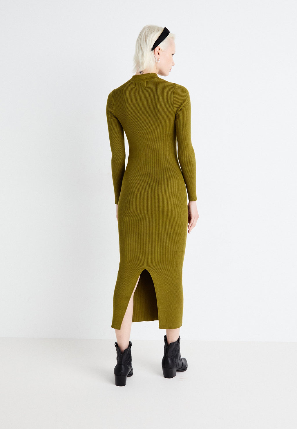 Aware VMMAITE DRESS