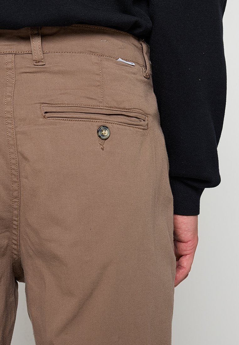 RELAXED FIT  Media 6
