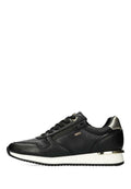 Schwarze Sneakers mit Lederoberfläche, goldenen Akzenten, texturiertem Material, Schnürverschluss und einer kontrastierenden weißen Sohle. Sichtbares seitliches Reißverschlussdetail.