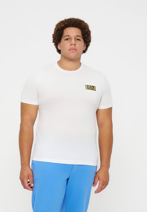 EA7 Emporio Armani