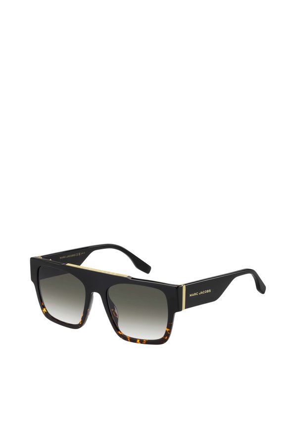 MARC JACOBS