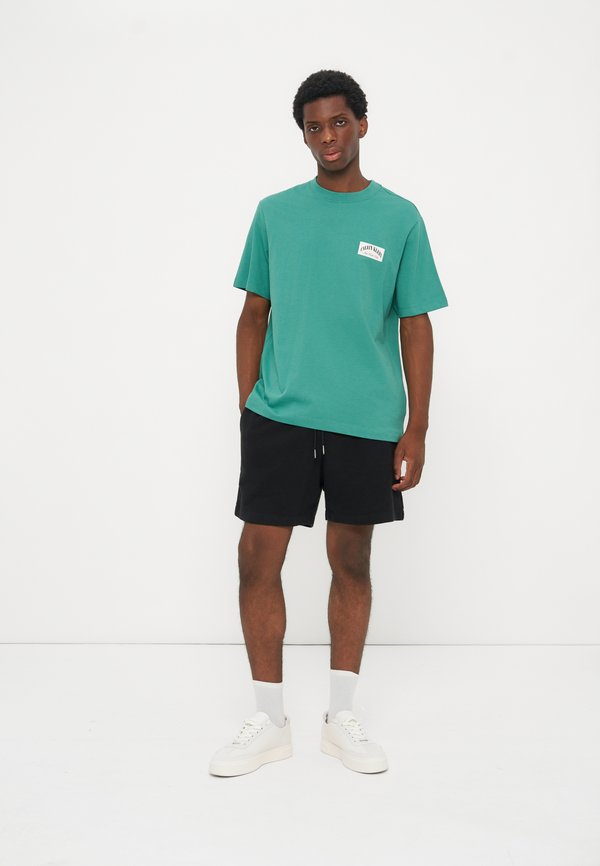Calvin Klein Jeans