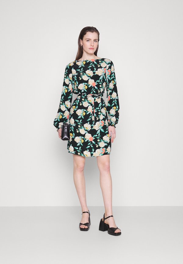 Vero Moda Tall VMNYA CATCH SMOCK SHORT DRESS
