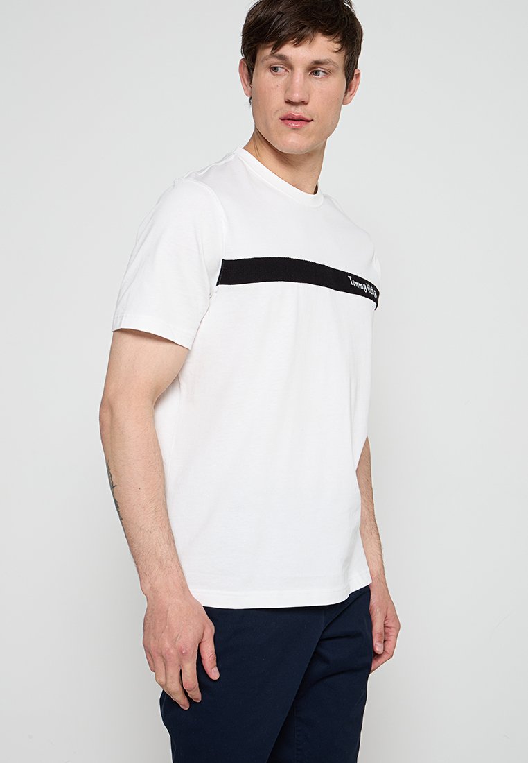Tommy Hilfiger T-Shirt print Media 4