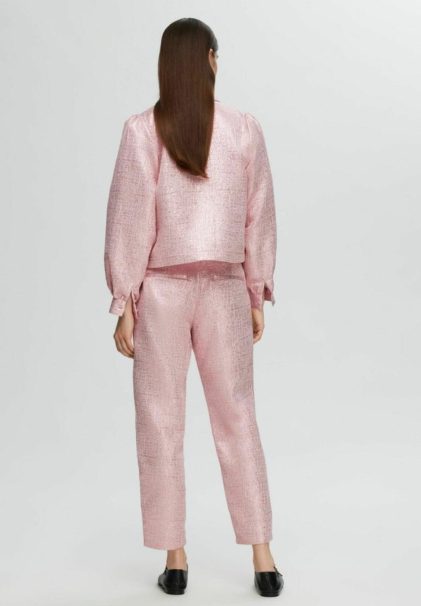 Selected Metallic jacquard