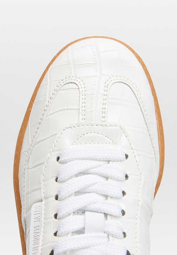 Steve Madden EUPHORIA
