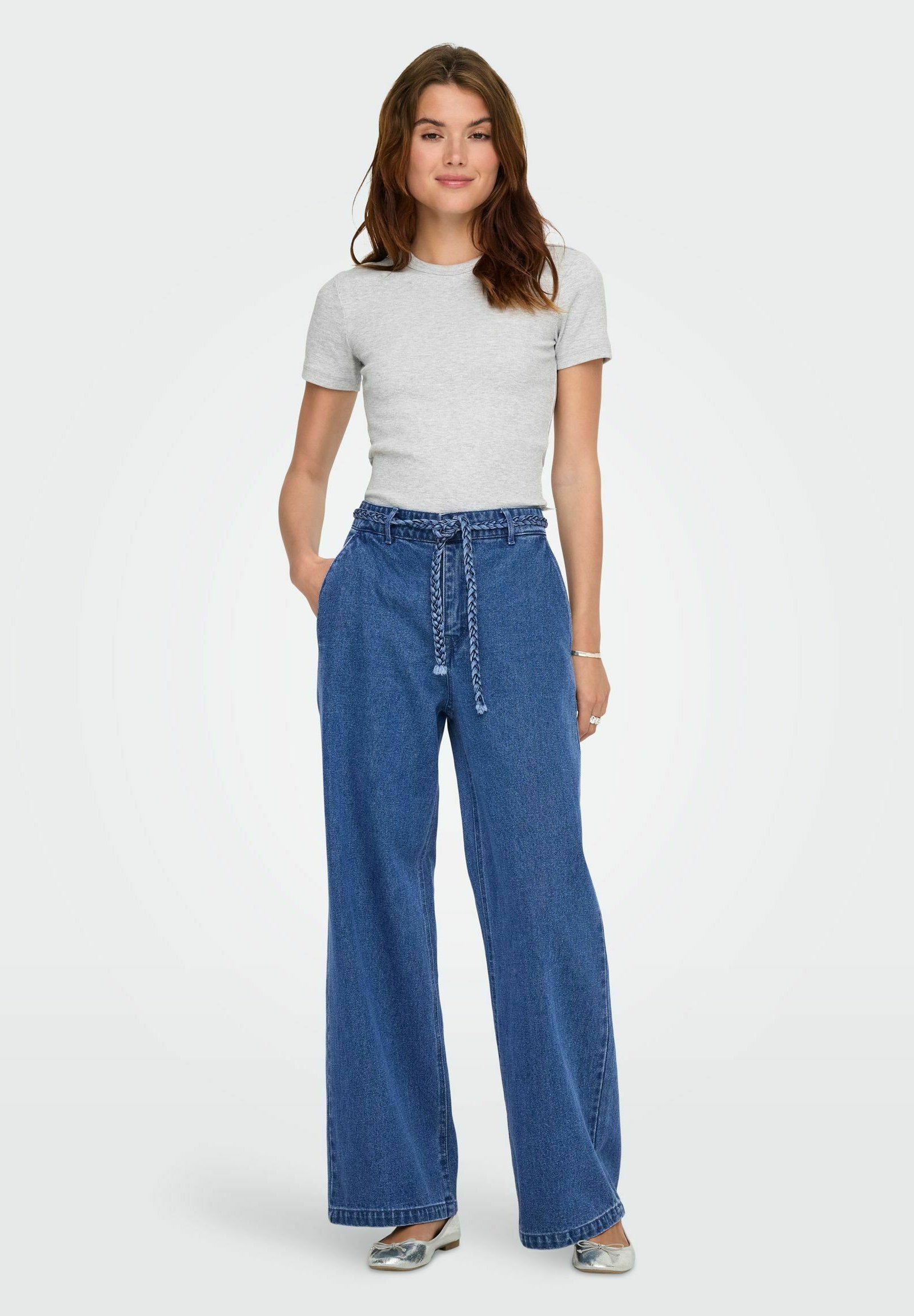 ONLY Wide-fit ONLARLENE High waist wide leg fit