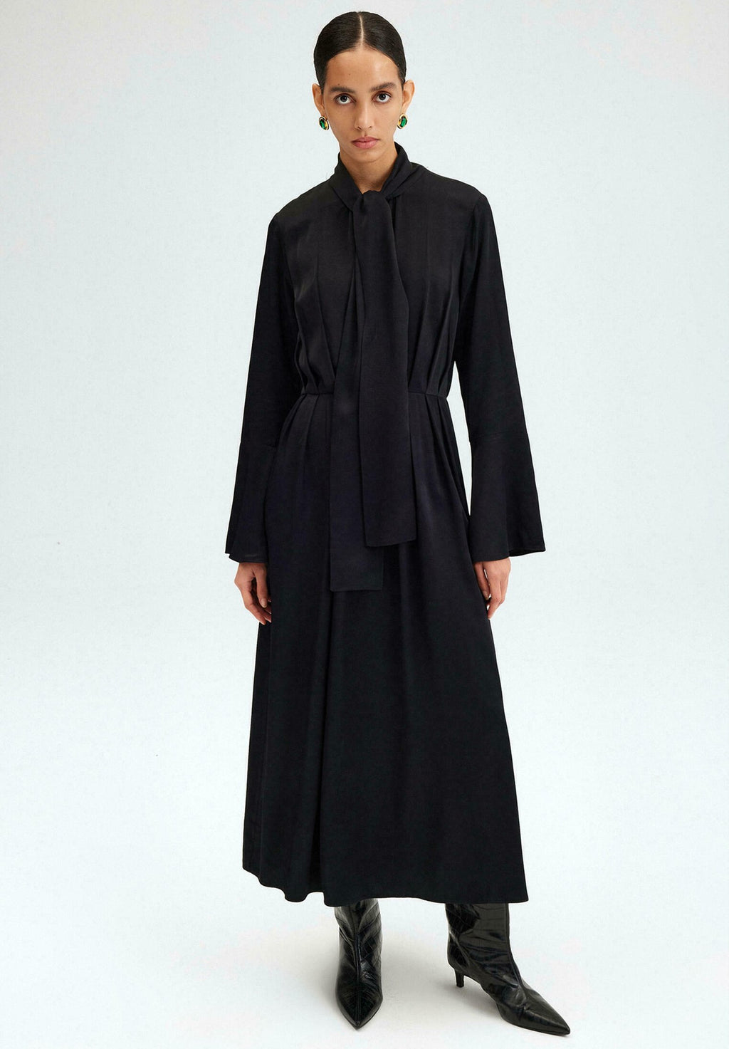 Touché Privé BELTED PLEATED