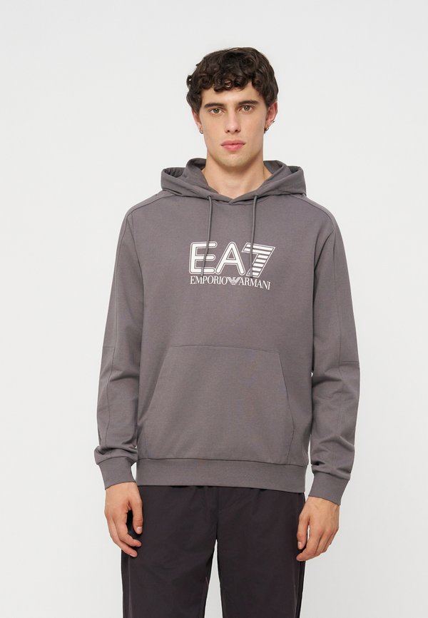 EA7 Emporio Armani