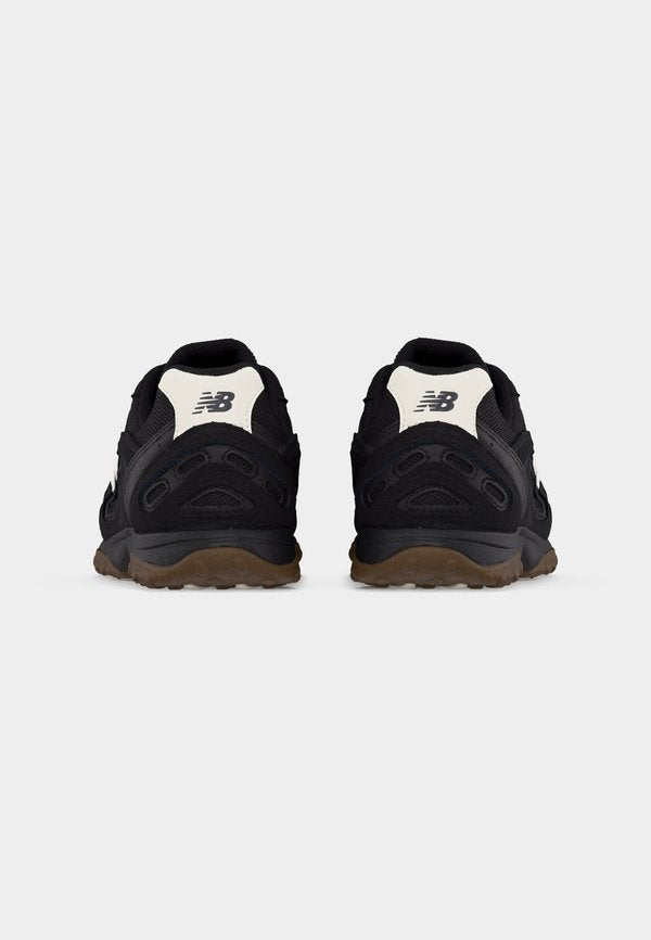 New Balance UNISEX