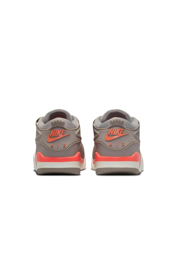 Jordan AIR JORDAN 4 RM