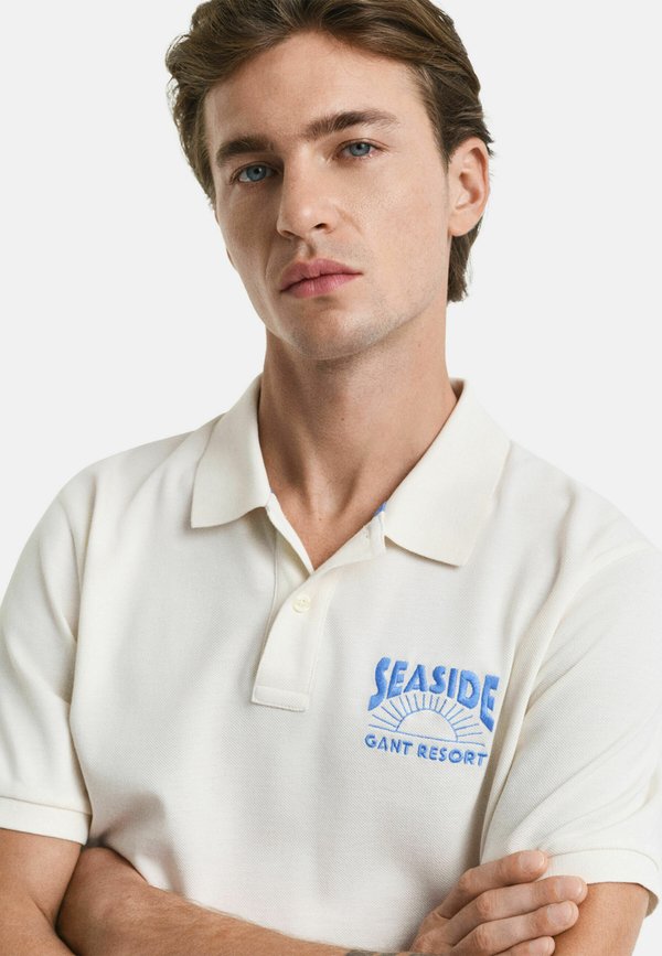 GANT GRAPHIC