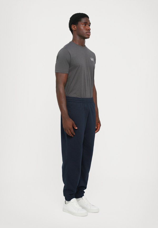 EA7 Emporio Armani TRAIN VISIBILITY