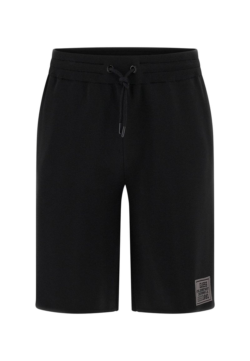 Schwarze Sportshorts aus weichem Stoff, mit einem verstellbaren Kordelzugbund und einem Logo-Patch auf der unteren rechten Seite.