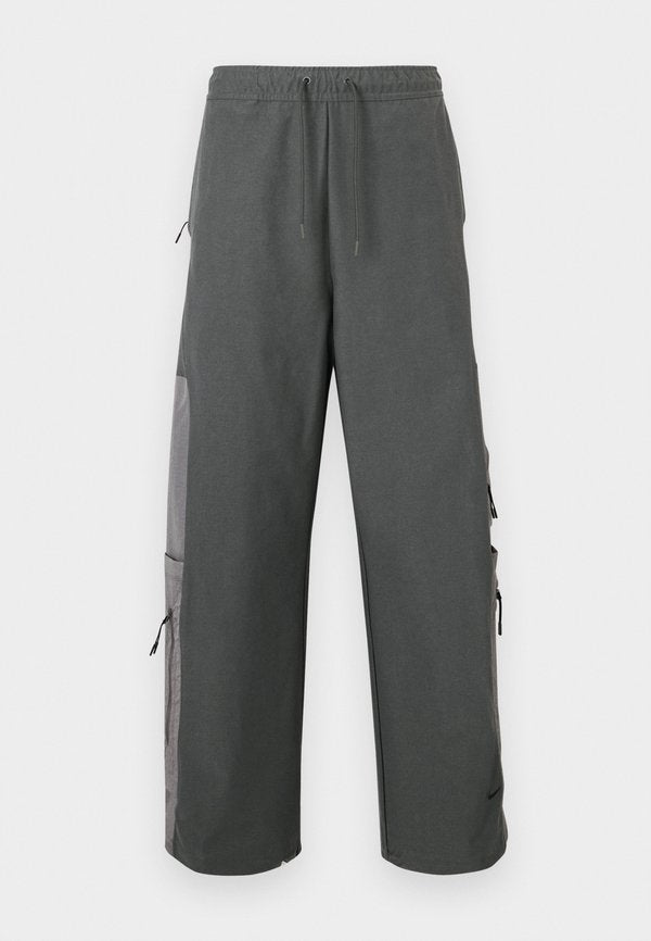 Nike Sportswear Tracksuit bottoms - iron grey/pencil point/black