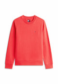 Korallenrotes Sweatshirt mit Rundhalsausschnitt, langen Ärmeln und kleinem Tommy Jeans Logo auf der linken Brust.