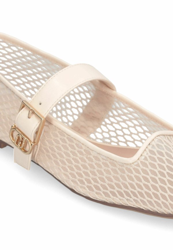 LIU JO FLATS