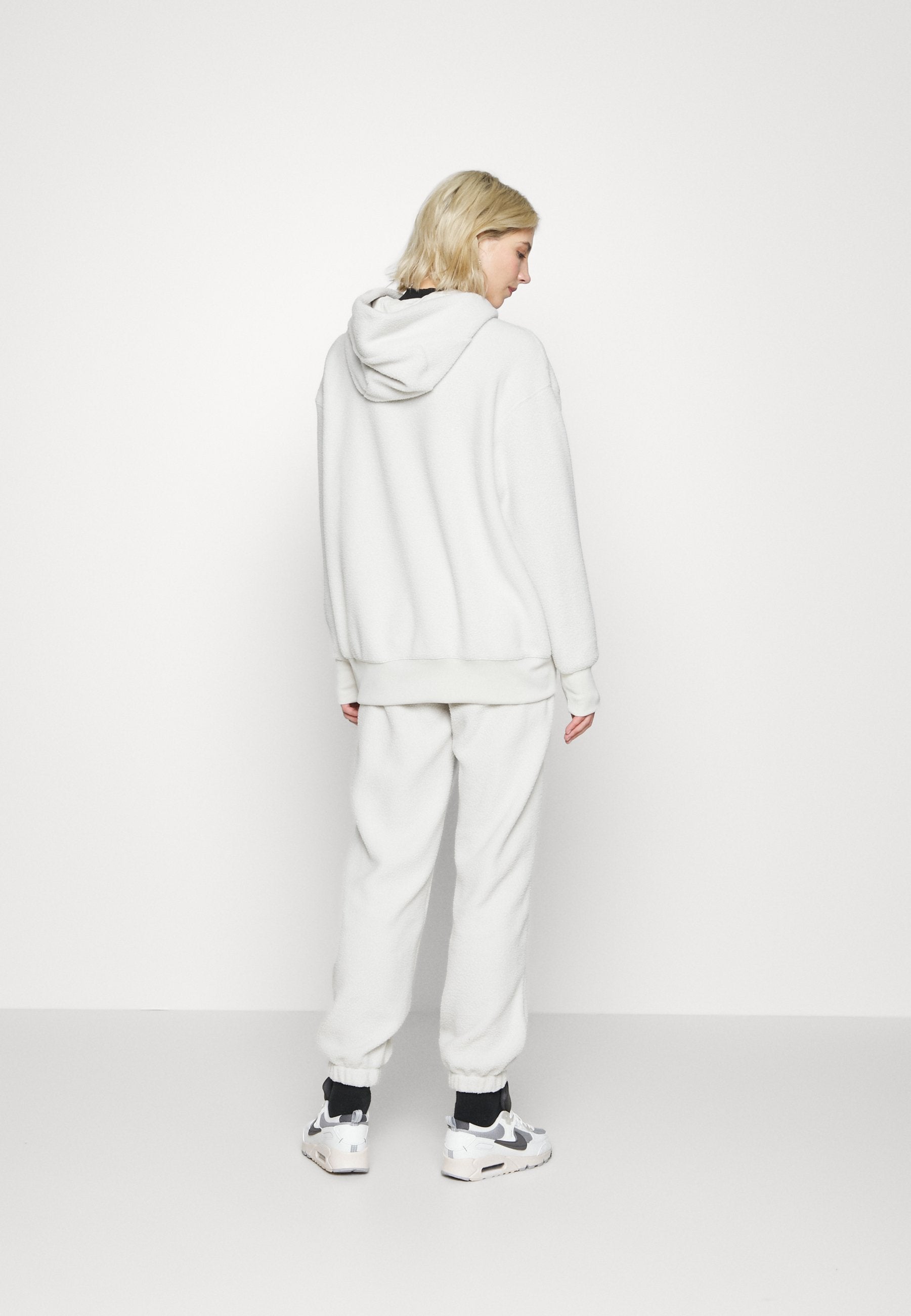 Nike Sportswear HOODIE