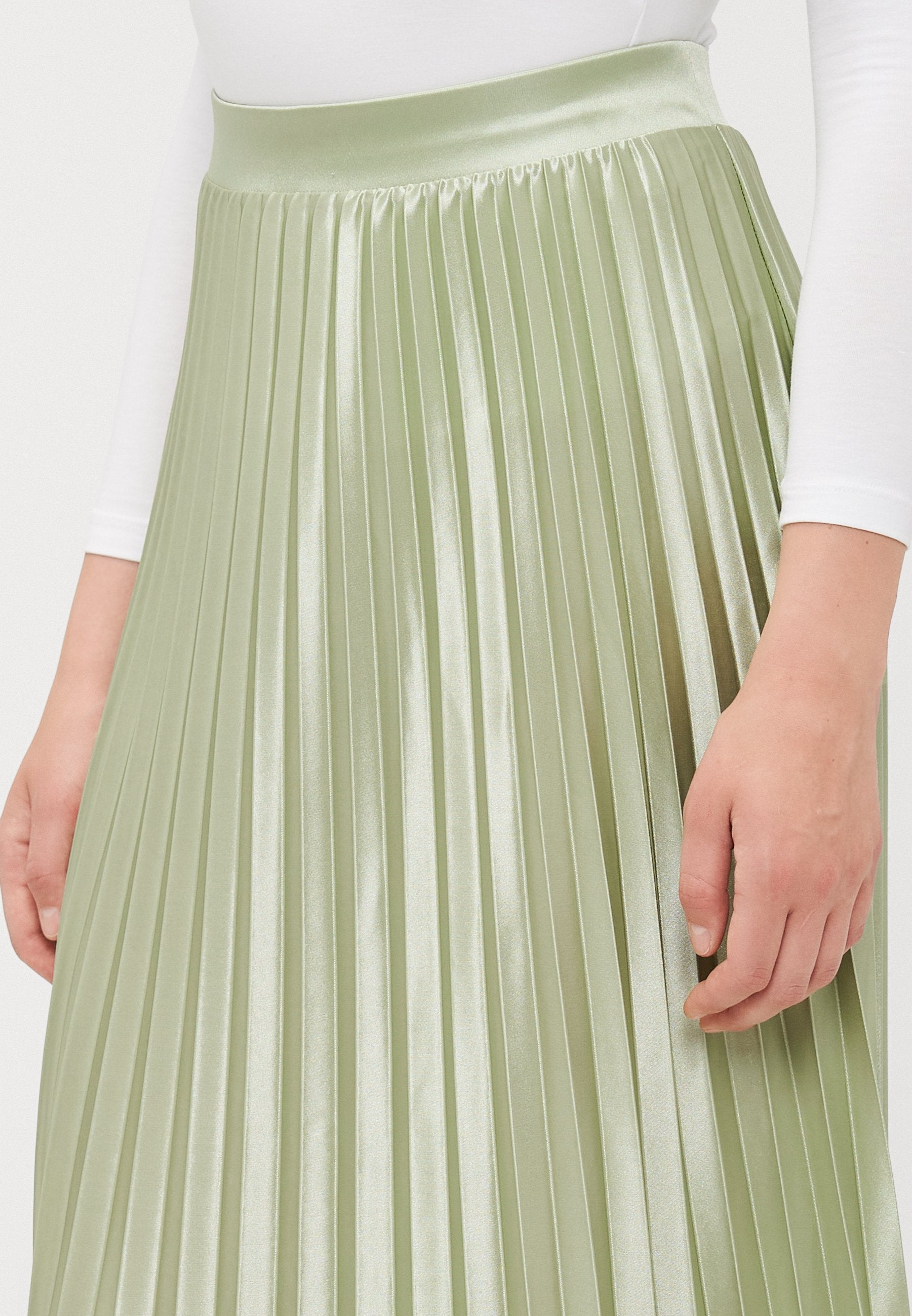 ONLY Tall ONLKOLTER PLISSE LONG SKIRT
