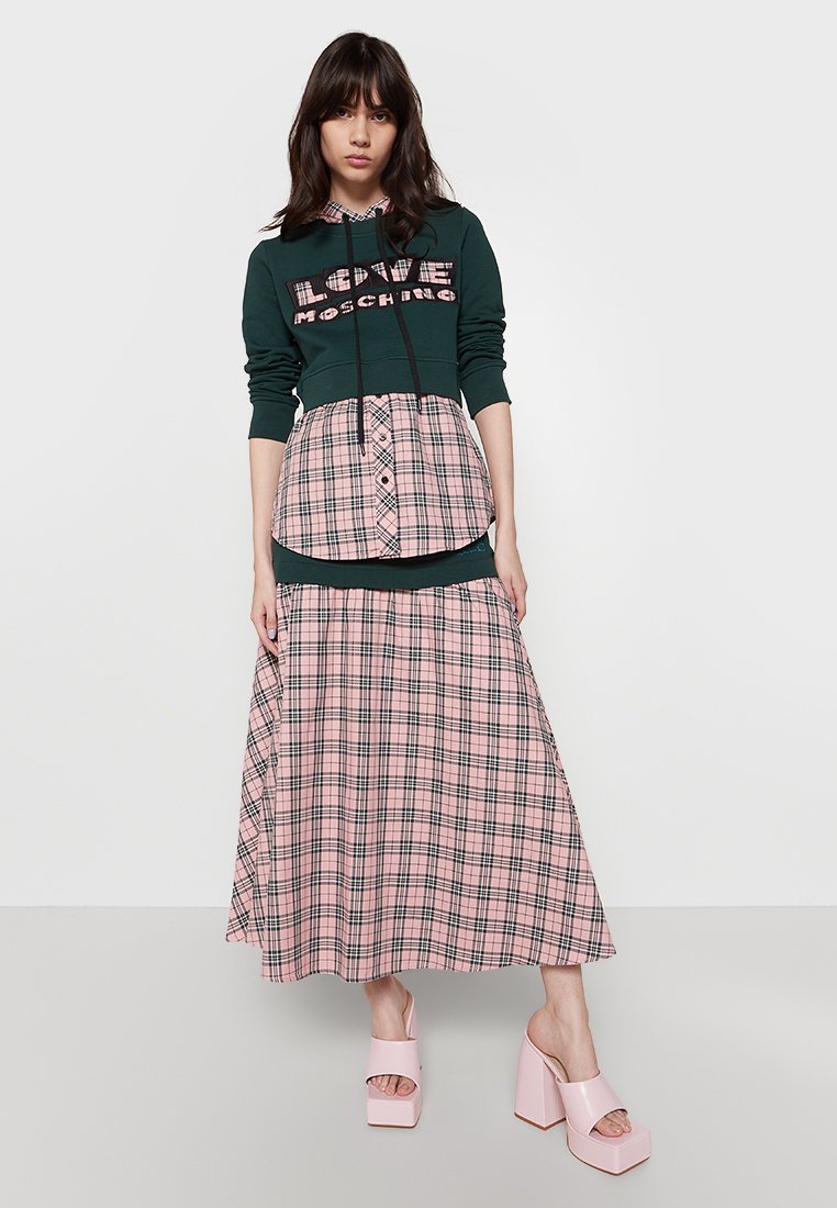 Love Moschino