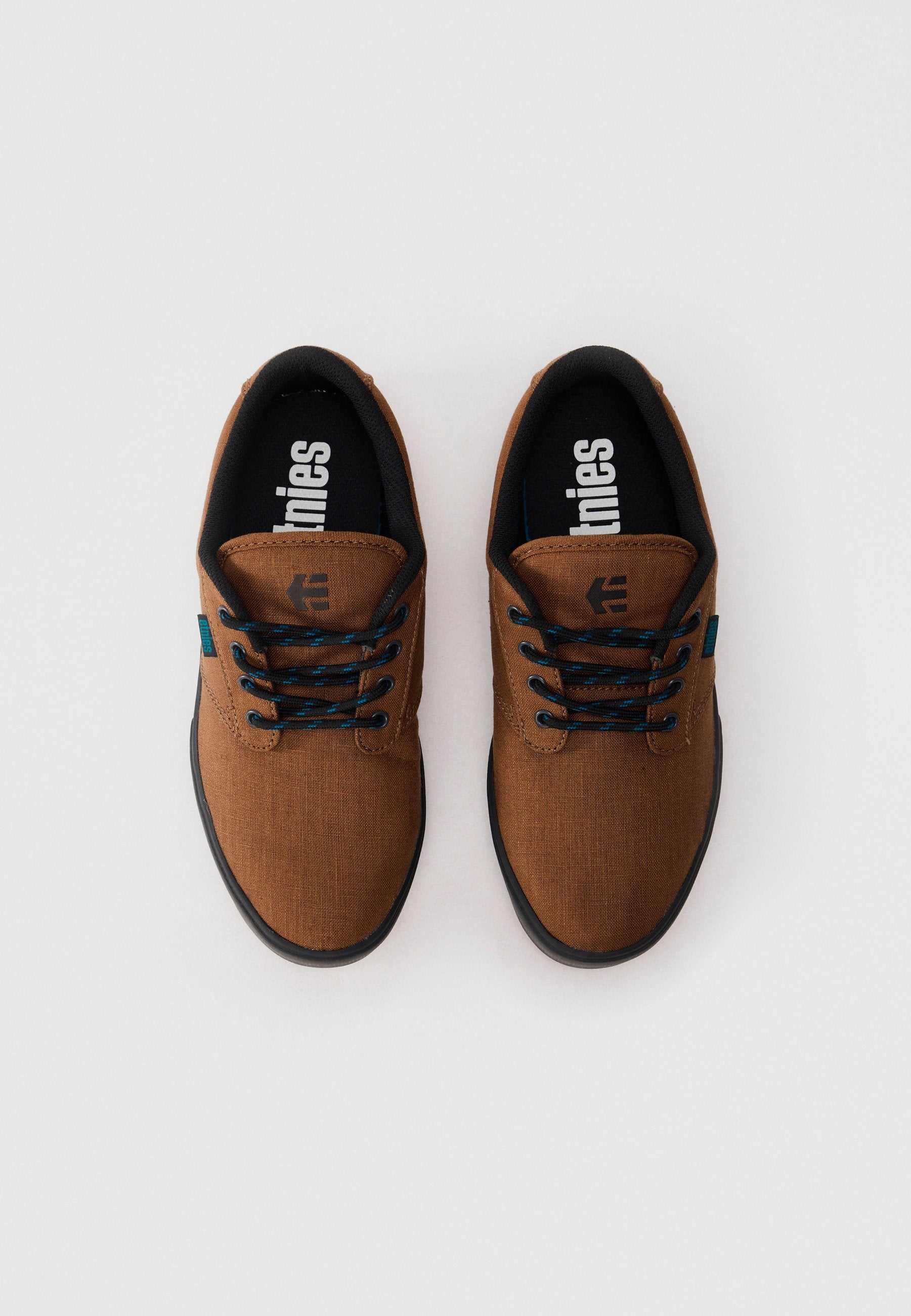 Etnies