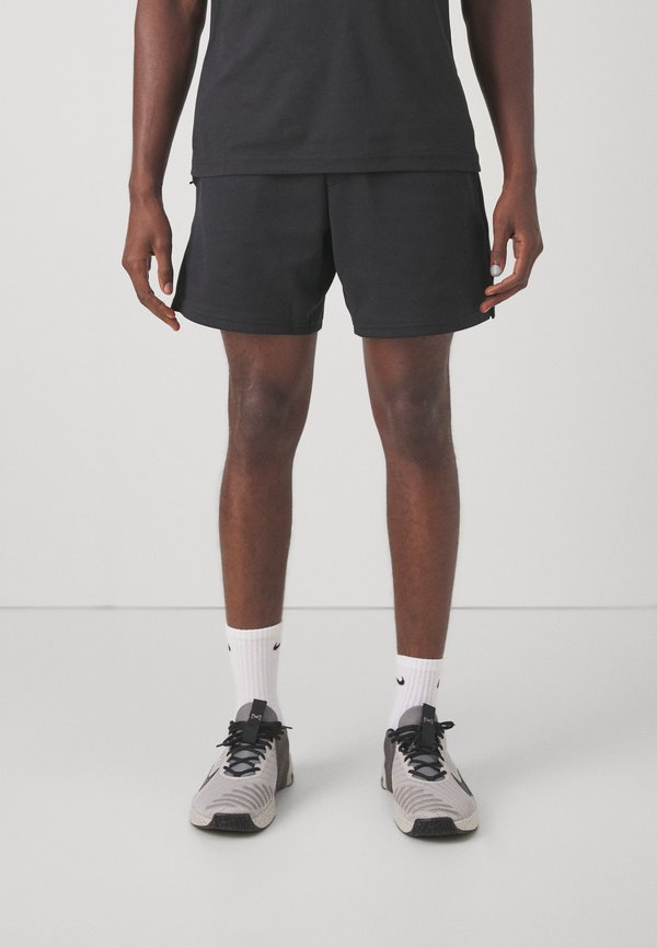 Nike Performance PRIMARY FLEECE - Sports shorts - black