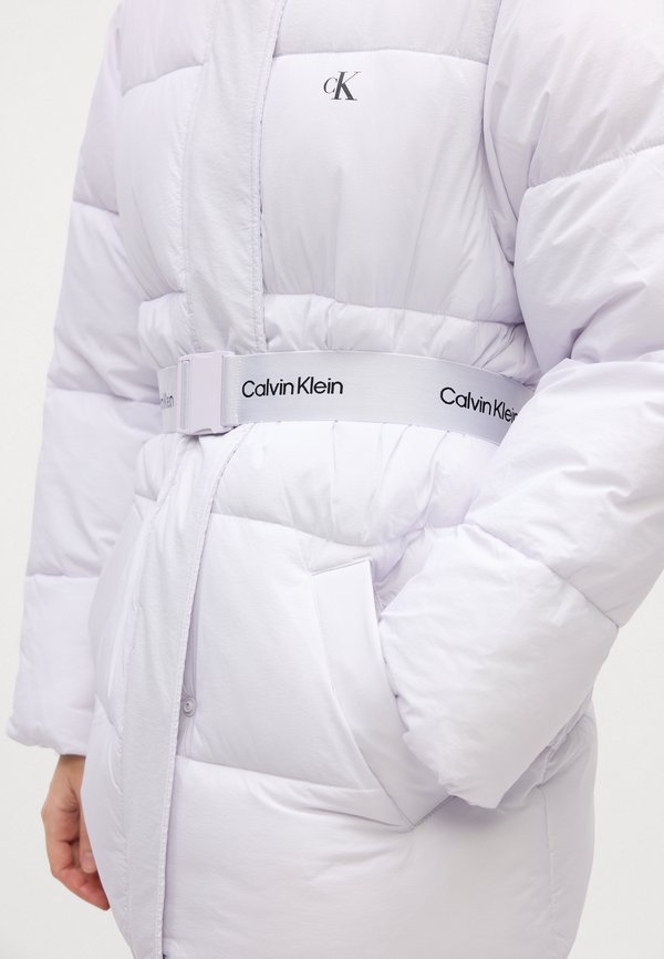 Calvin Klein Jeans BELTED MIDWEIGHT PUFFER
