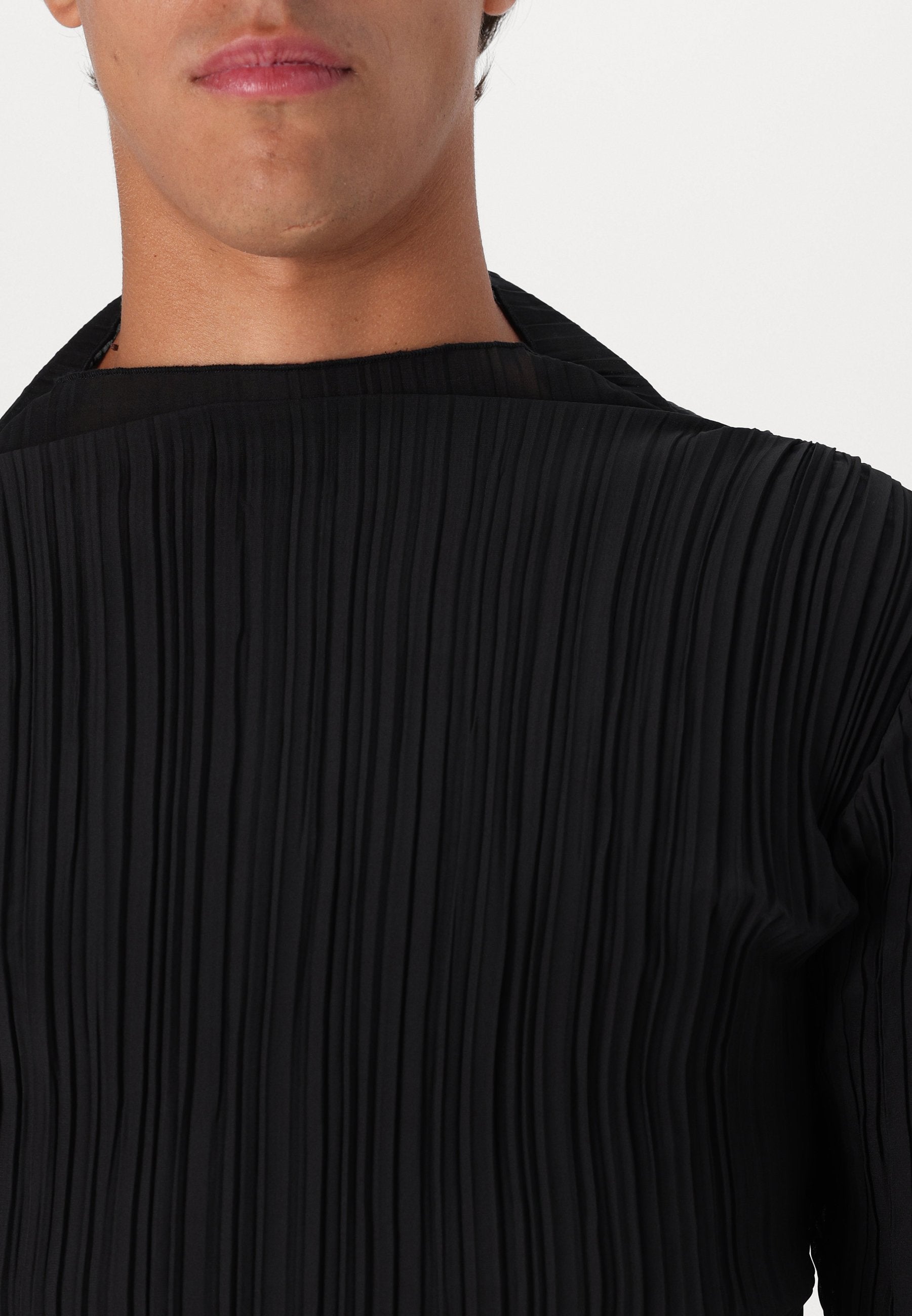 Love Scars PLISSEE TURTLENECK UNISEX