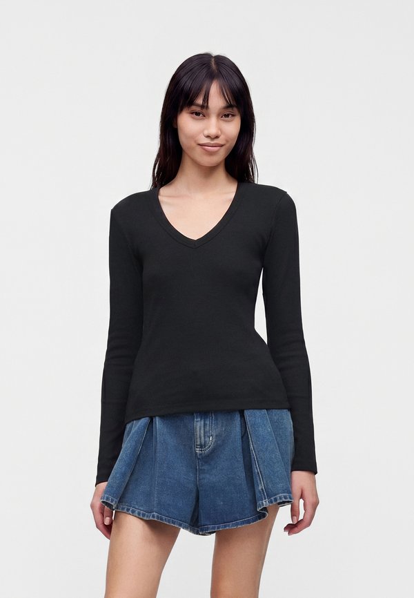 Vero Moda VMCHLOE V NECK - Long sleeved top - black