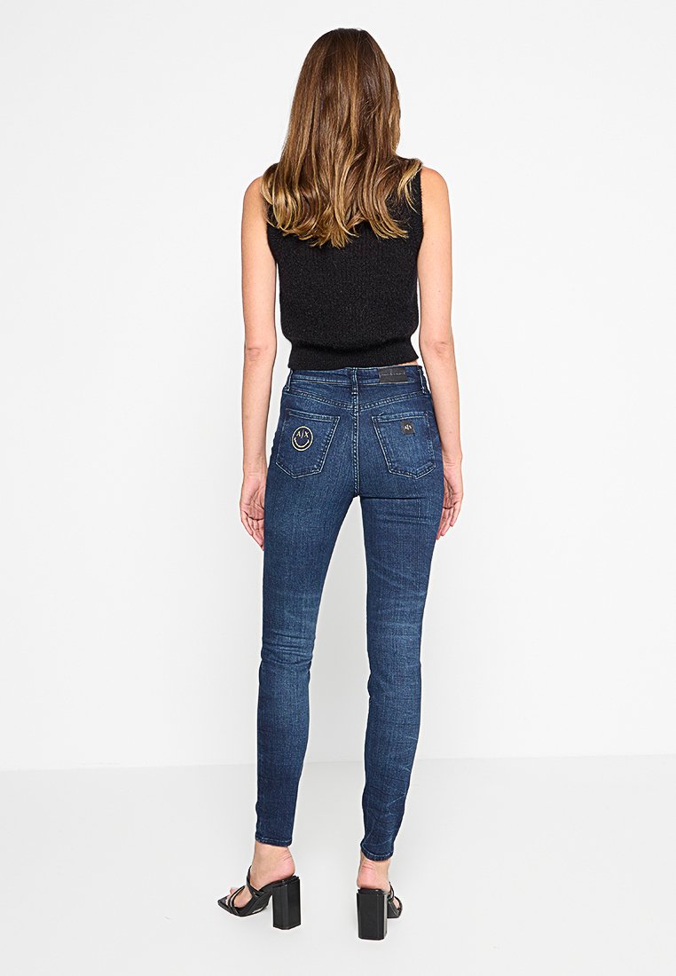 Armani Exchange Jeans Skinny Fit Media 3