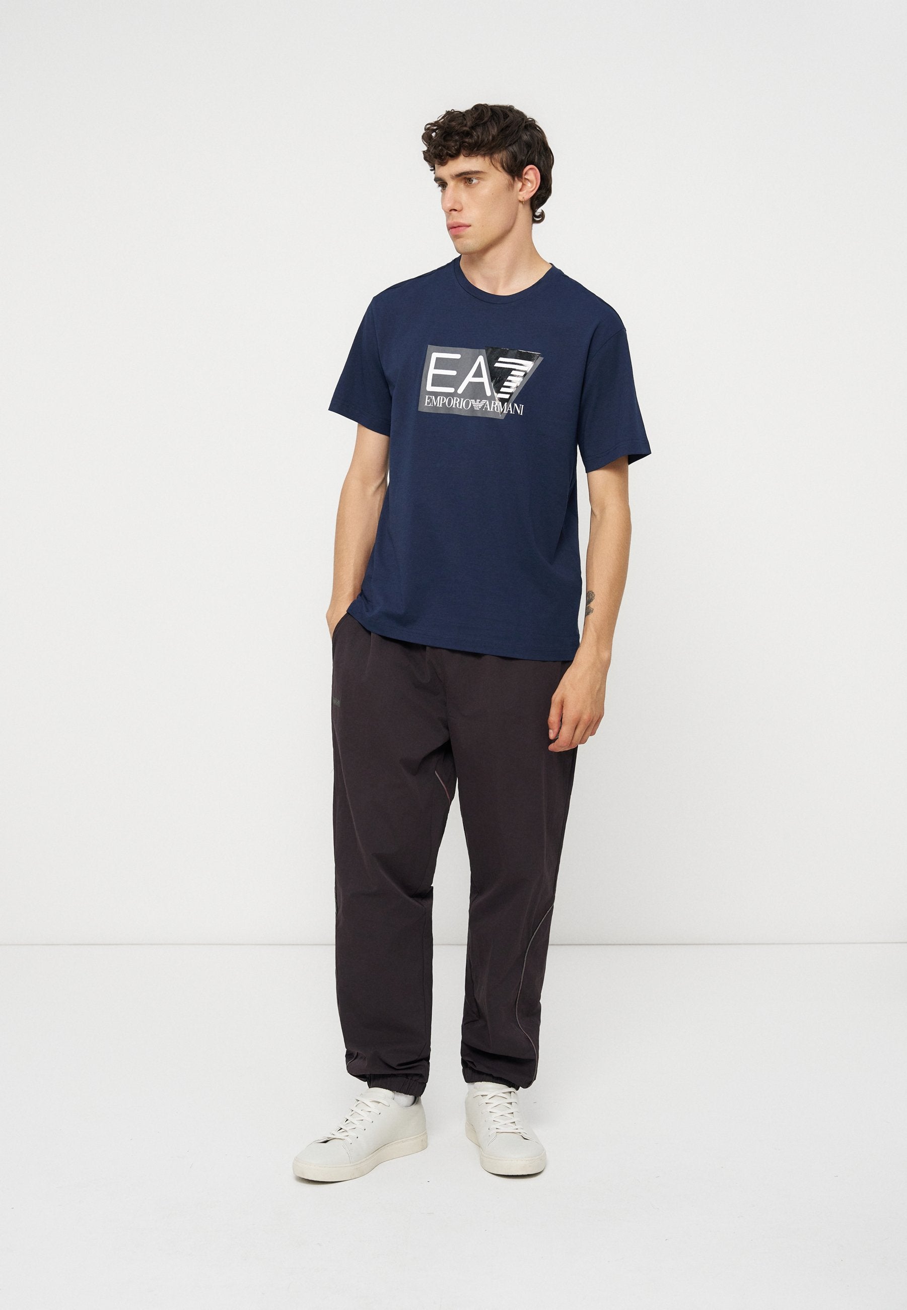 EA7 Emporio Armani T-Shirt print Media 3